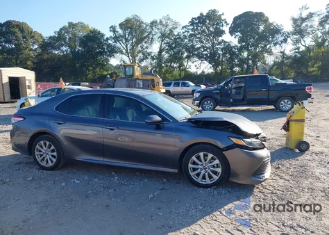 2020 Toyota Camry Le from USA, damaged, VIN 4T1C11AK9LU938183